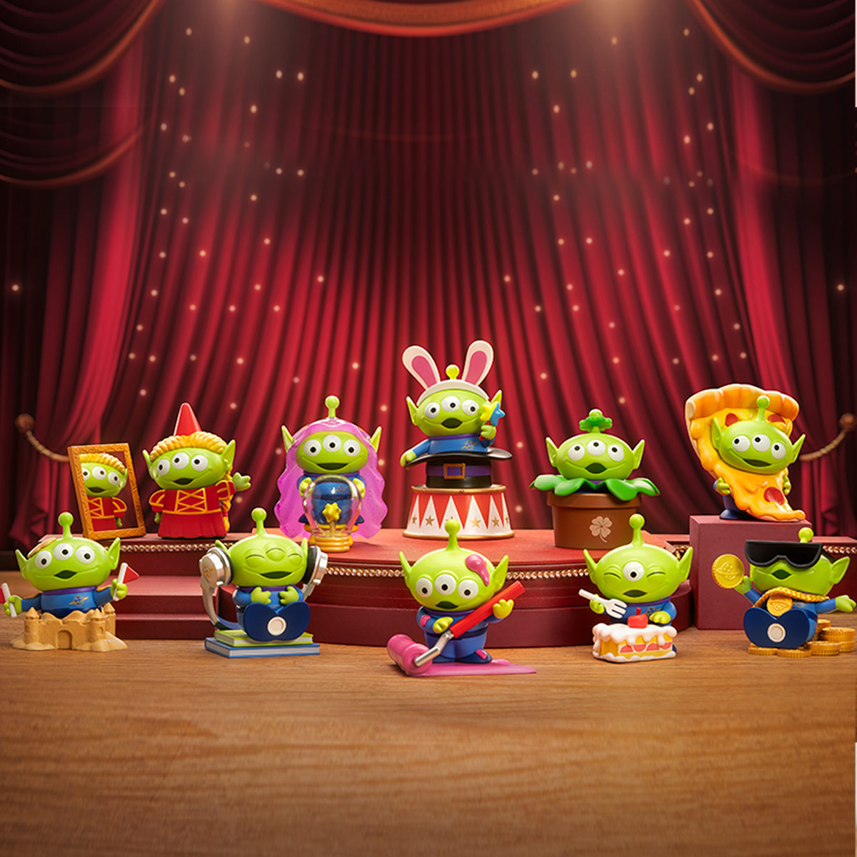 POP MART Disney/Pixar Alien-Immersive Experience Series Figures (Blind Box)